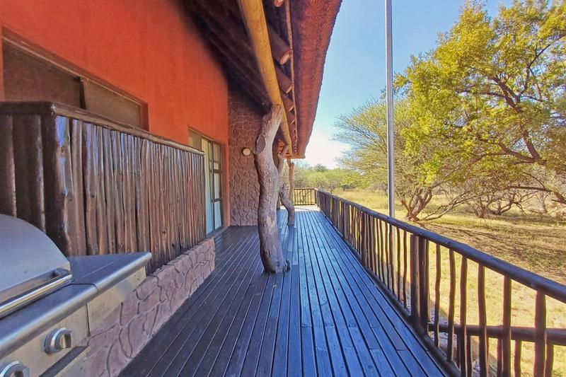 5 Bedroom Property for Sale in Vaalkop Dam North West